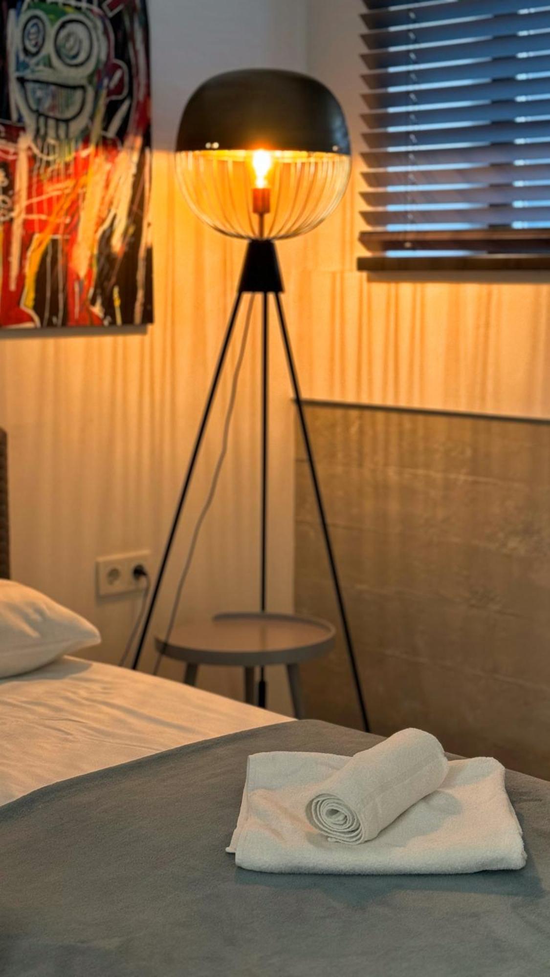 קובנה Modern And Spacious Loft Type Apartment 8 With Free Private Parking By "Owl Jazz Apartments" מראה חיצוני תמונה